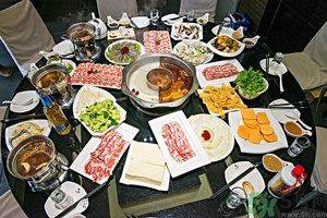 吃火鍋嘔吐怎么辦？吃火鍋吐了怎么辦？