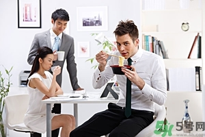 韓國拉面和中國方便面的區(qū)別 韓國拉面和中國方便面的區(qū)別