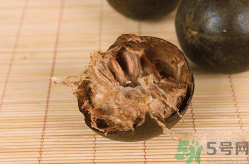 羅漢果發(fā)霉了可以泡茶嗎？喝了發(fā)霉的羅漢果茶會怎樣？