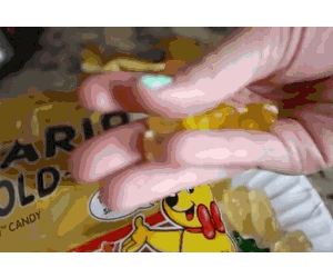 果凍口紅怎么做的？果凍口紅的做法