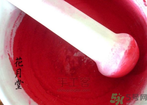 胭脂怎么用？胭脂的功效作用