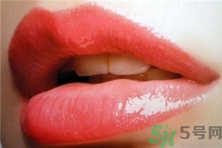 嘴巴上火起泡怎么辦？嘴巴上火起泡怎么快速消除？