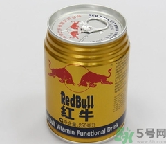 紅牛是碳酸型飲料嗎？喝紅牛有什么好處和壞處？