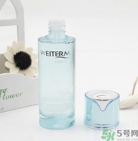 柔膚水是爽膚水嗎？柔膚水和爽膚水的區(qū)別