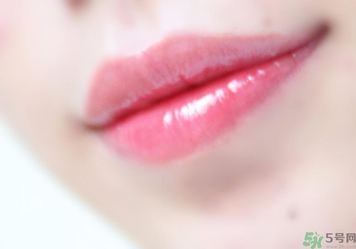 蘭芝唇膜多少錢?蘭芝唇膜韓國專柜價格 蘭芝唇膜多少錢?蘭芝唇膜韓國專柜價格