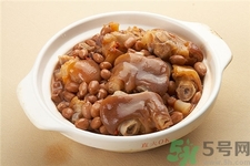 豬蹄的營養(yǎng)價(jià)值 豬蹄的功效與作用