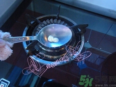 倩碧三部曲真假怎么辨別?倩碧三部曲真假辨別圖 倩碧三部曲真假怎么辨別?倩碧三部曲真假辨別圖