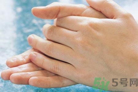 擦護手霜能預防凍瘡嗎？手長凍瘡擦什么護手霜比較好？