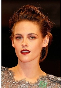 楓葉紅是什么顏色？楓葉紅口紅試色