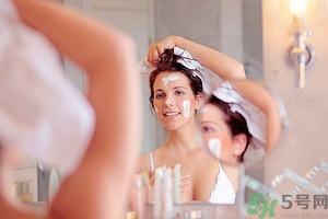 保濕霜什么時候用？保濕霜怎么用？