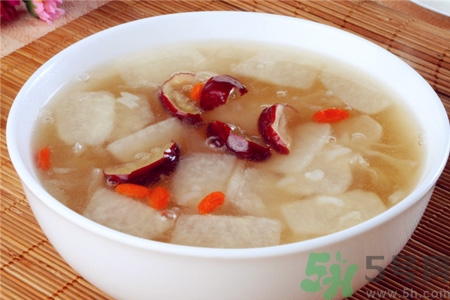 冬天喝什么湯能下火？冬天上火喝什么茶降火？