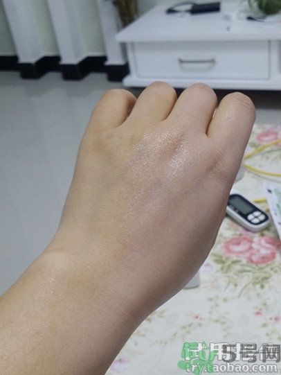 玫珂菲妝前乳多少錢?make up for ever妝前乳價(jià)格 玫珂菲妝前乳多少錢?make up for ever妝前乳價(jià)格