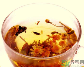 桂花茶和玫瑰花能一塊泡水喝嗎？桂花和玫瑰花一起喝有什么功效？