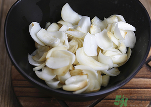 新鮮百合有苦味能吃嗎？鮮百合怎么去苦味？