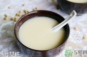 早上喝豆?jié){有什么好處？早上喝豆?jié){會(huì)胖嗎？