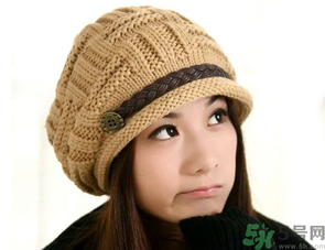 秋天坐月子要戴帽子嗎？秋天坐月子注意事項