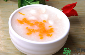 新鮮百合可以煮粥嗎？新鮮百合怎么煮粥？