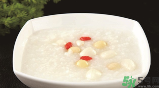 新鮮百合可以煮粥嗎？新鮮百合怎么煮粥？