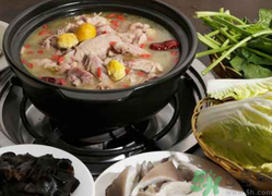 老母雞湯回奶嗎？吃老母雞會(huì)回奶嗎？