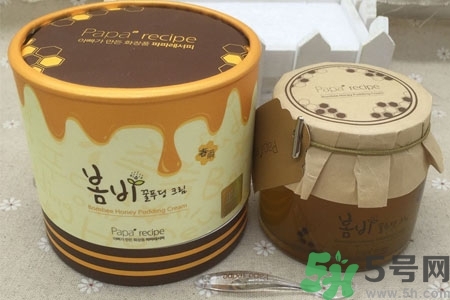 春雨面霜好用嗎？韓國馬油和春雨面霜哪個(gè)比較好？