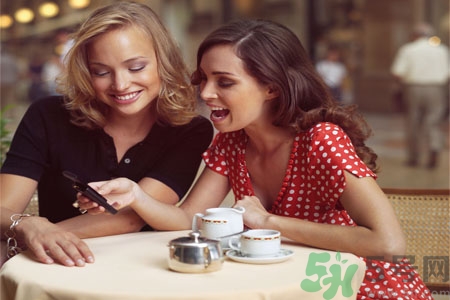 和乙肝病人吃飯會傳染嗎？和乙肝病人吃飯需要注意什么？