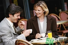 乙肝病人用過的餐具能用嗎？乙肝病人用過的餐具怎么消毒？