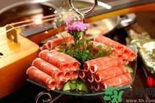 吃火鍋舌頭變黑怎么回事？吃完火鍋為什么舌頭會變黑色？