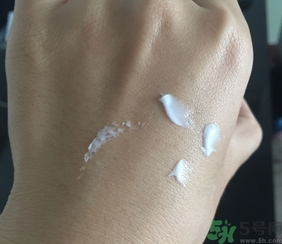 雪完美綿羊油面霜怎么樣?雪完美綿羊油面霜好用嗎? 雪完美綿羊油面霜怎么樣?雪完美綿羊油面霜好用嗎?