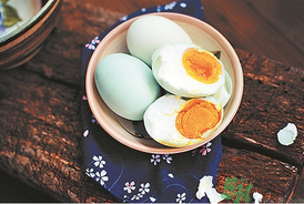 咸鴨蛋臭了還能吃嗎？臭咸鴨蛋對人體有害嗎？