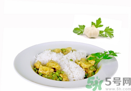 不吃米飯可以減肥嗎?不吃米飯對(duì)身體有害嗎 不吃米飯可以減肥嗎?不吃米飯對(duì)身體有害嗎