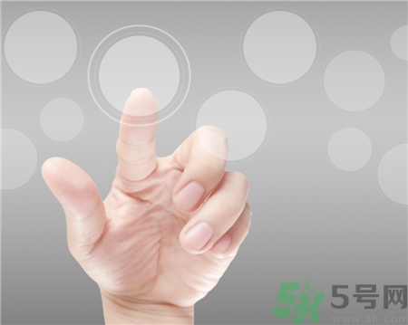 手背發(fā)黑是怎么回事?手背變黑是什么原因? 手背發(fā)黑是怎么回事?手背變黑是什么原因?