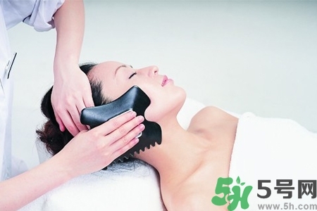 面部刮痧多久一次最好？面部刮痧能天天做嗎？