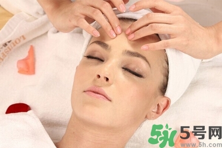 面部刮痧能祛痘嗎？面部刮痧祛痘效果好嗎？