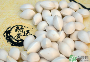 白果發(fā)霉了還能吃嗎？白果發(fā)霉了怎么處理？