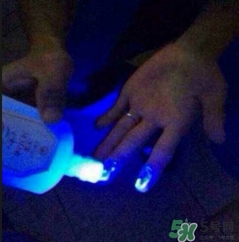 大寶sod蜜用了會變黑嗎？大寶sod蜜有激素和熒光劑嗎？