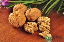 經(jīng)常手轉核桃油什么好處？手轉核桃的作用有哪些？