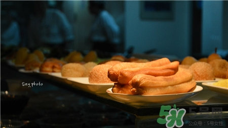 油條為什么要兩根一起炸?油條怎么做好吃又松軟 油條為什么要兩根一起炸?油條怎么做好吃又松軟