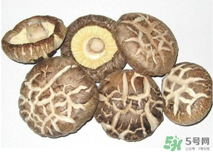 干香菇發(fā)霉了還能吃嗎？干香菇發(fā)霉怎么處理？