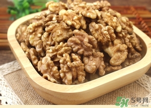 吃核桃會便秘嗎？核桃吃多少不容易便秘？