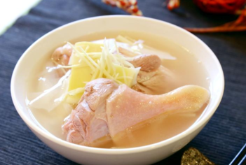 鴨肉燉什么好吃？燉鴨肉放什么好吃？ 