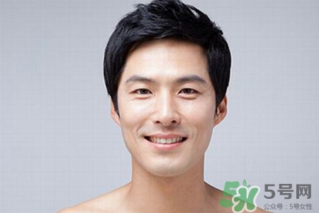 男人臉上酒刺怎么去掉？臉上長(zhǎng)酒刺是怎么回事？