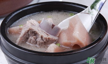 排骨湯燉多久最好？排骨湯燉怎么燉最好喝？