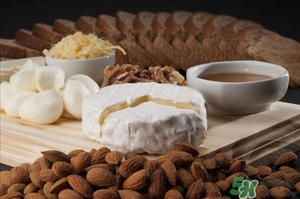 減肥期間可以吃奶酪嗎?奶酪的熱量是多少 減肥期間可以吃奶酪嗎?奶酪的熱量是多少