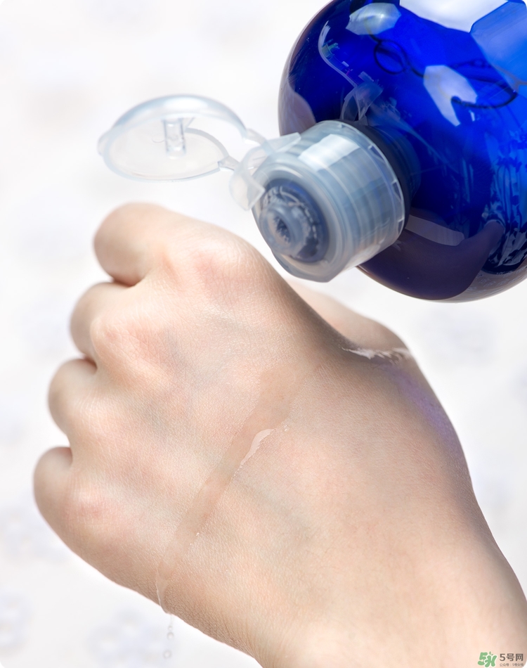 伊詩(shī)露化妝水好用嗎？Esthe Dew化妝水怎么樣？