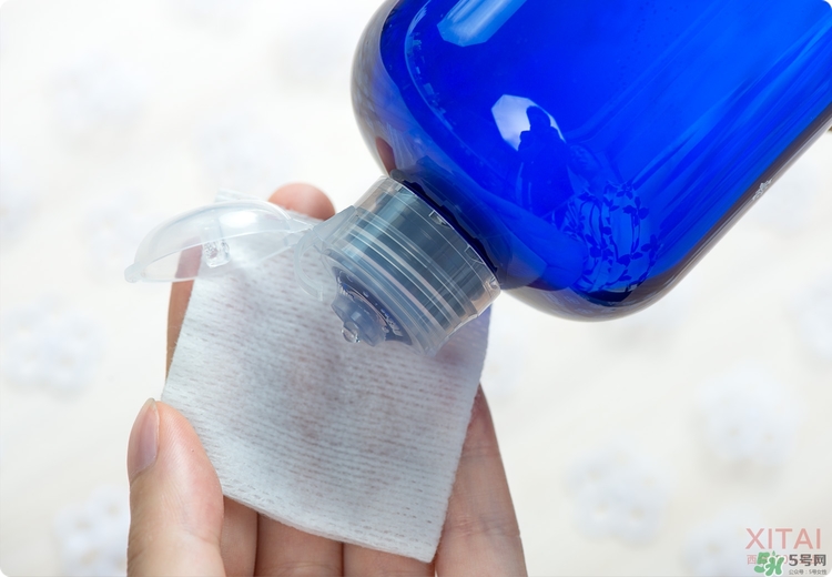 伊詩(shī)露化妝水好用嗎？Esthe Dew化妝水怎么樣？