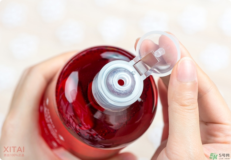 伊詩露櫻桃爽膚水怎么樣？esthe dew櫻桃水好用嗎？