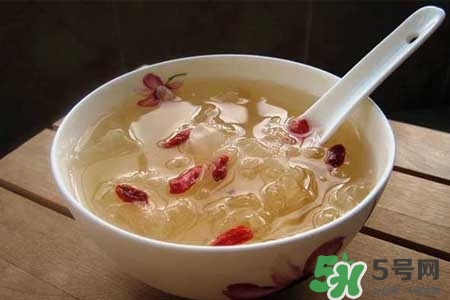銀耳紅棗湯能天天吃嗎？銀耳紅棗湯每天吃有什么好處？