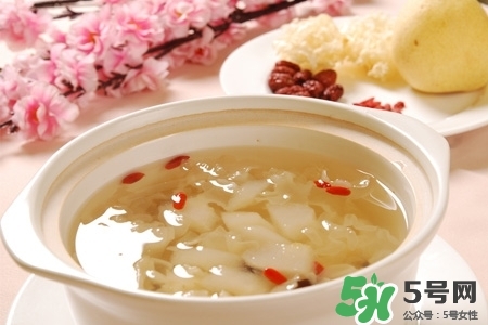 喝銀耳紅棗湯對(duì)身體好嗎？長(zhǎng)期吃銀耳紅棗湯有什么好處？
