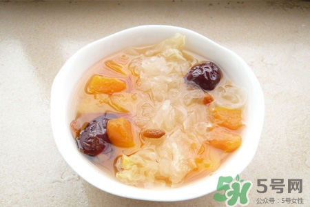 小孩能吃銀耳紅棗湯嗎？寶寶可以喝銀耳紅棗湯嗎？