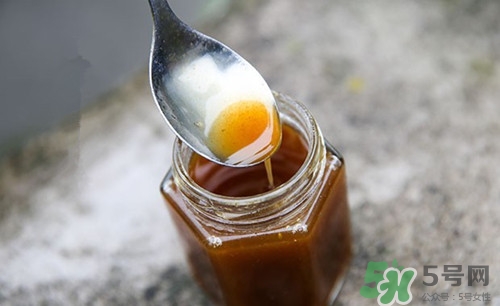 枇杷膏怎么熬制?枇杷膏怎么吃 枇杷膏怎么熬制?枇杷膏怎么吃